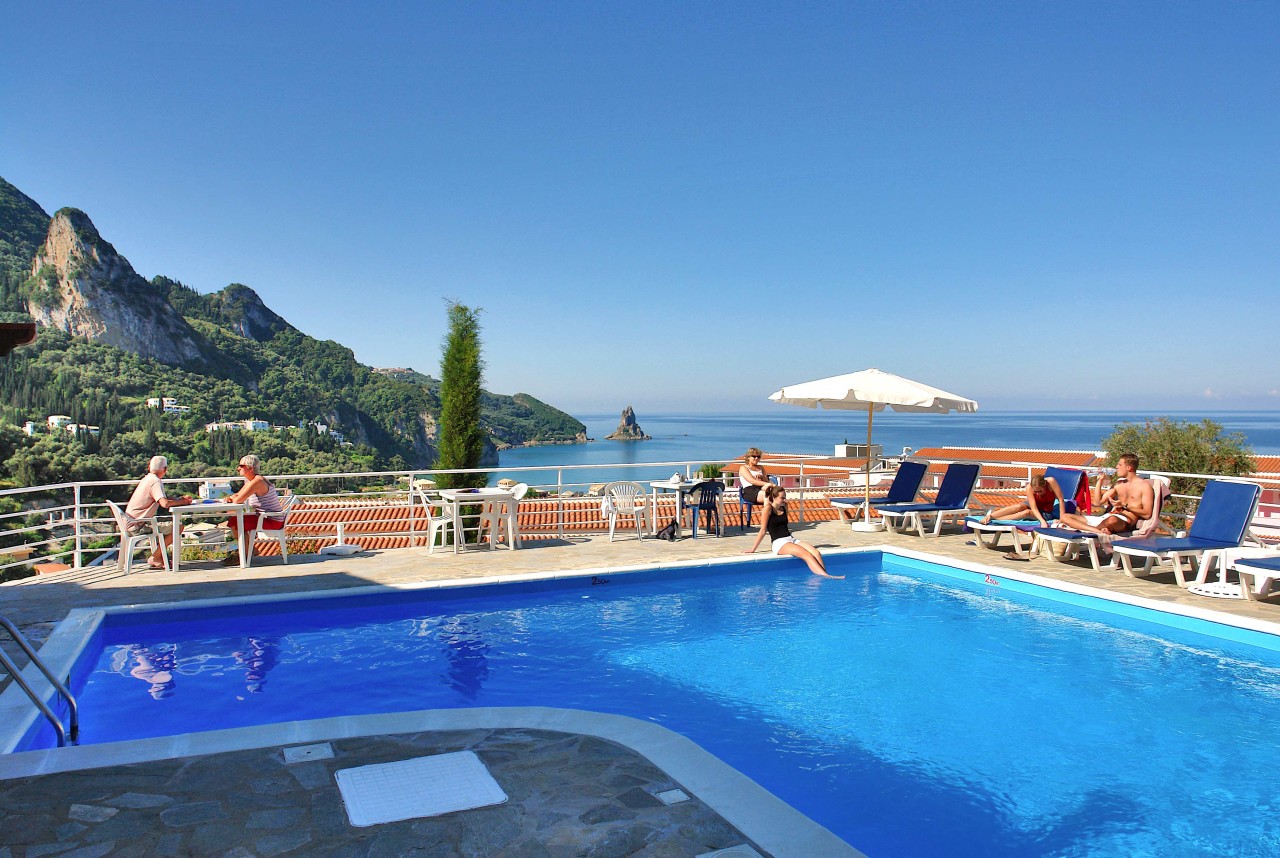 Modern Avra Apartments Corfu for Large Space
